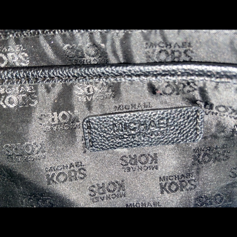 Michael Kors book bag - Picture 6 of 8